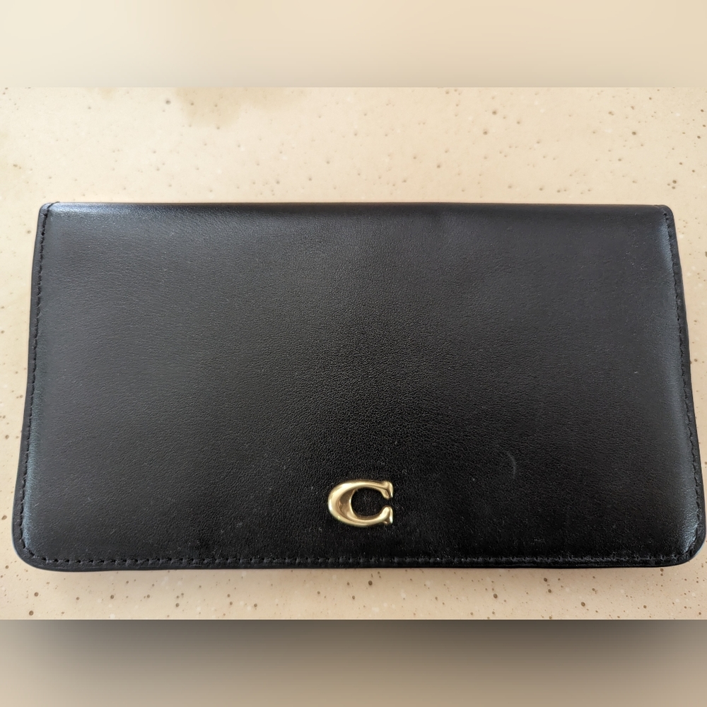 SOLD❌Coach Slim Wallet